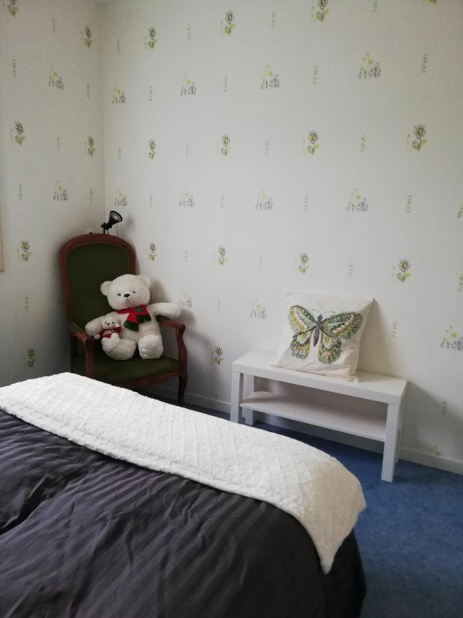 Chambre Privee Calme,Campagne,Etape,Deplacement Pro,Abri Moto Velo,Parking Vaux-sur-Vienne 外观 照片