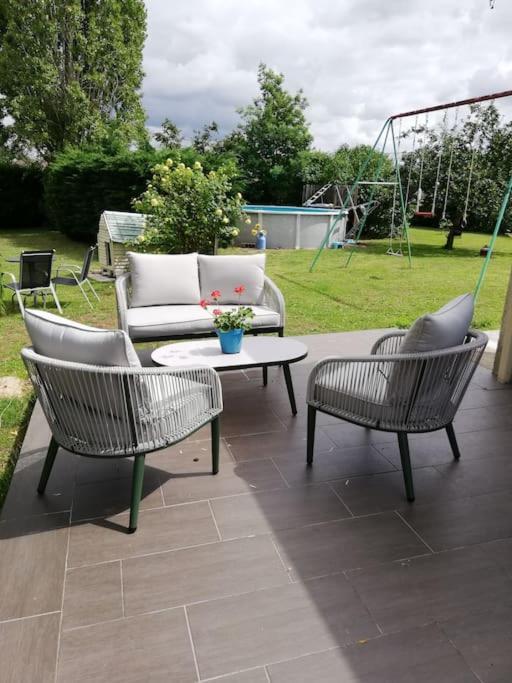 Chambre Privee Calme,Campagne,Etape,Deplacement Pro,Abri Moto Velo,Parking Vaux-sur-Vienne 外观 照片